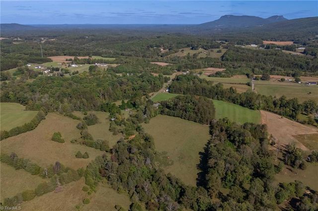 1520 Brims Grove Road, Pinnacle, NC 27043