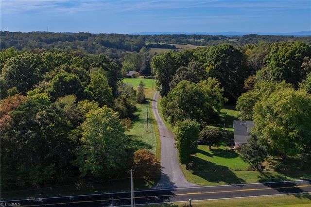 1520 Brims Grove Road, Pinnacle, NC 27043