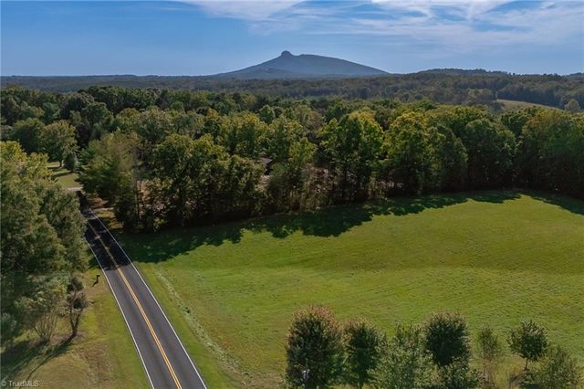 1520 Brims Grove Road, Pinnacle, NC 27043