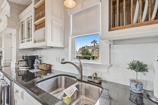 1544 Barquentine Drive, Mount Pleasant, SC 29464