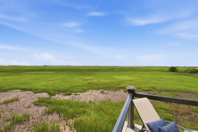1544 Barquentine Drive, Mount Pleasant, SC 29464