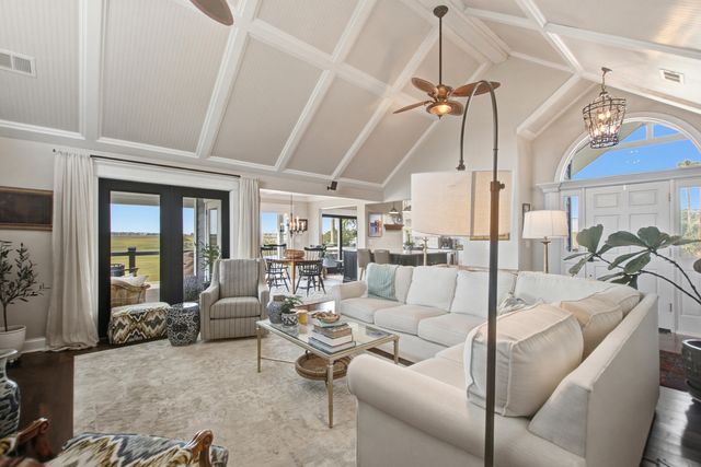 1544 Barquentine Drive, Mount Pleasant, SC 29464