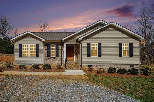317 Keystone Drive, Summerfield, NC 27358