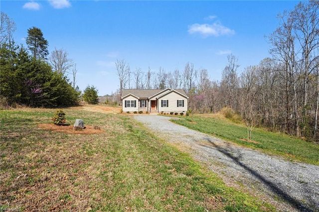 317 Keystone Drive, Summerfield, NC 27358