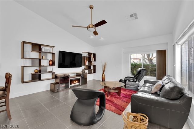 5916 Sunlight Garden Way, Las Vegas, NV 89118