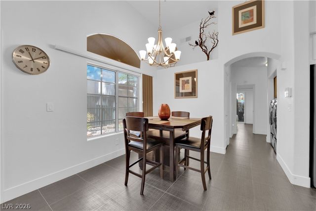 5916 Sunlight Garden Way, Las Vegas, NV 89118