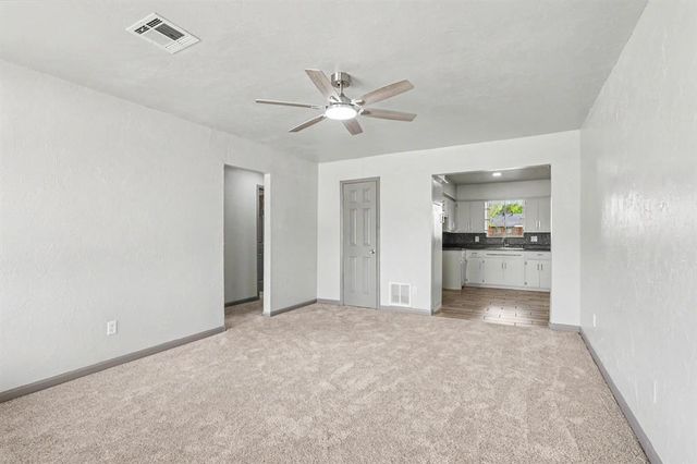 4804 Park Vista Drive, Del City, OK 73115
