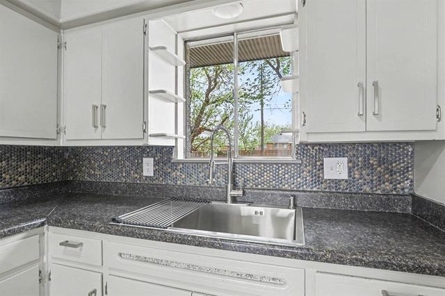 4804 Park Vista Drive, Del City, OK 73115