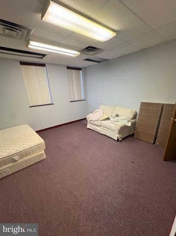 62 BROAD ST N, Penns Grove, NJ 08069