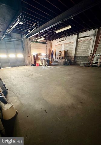 62 BROAD ST N, Penns Grove, NJ 08069