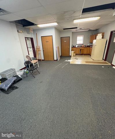 62 BROAD ST N, Penns Grove, NJ 08069