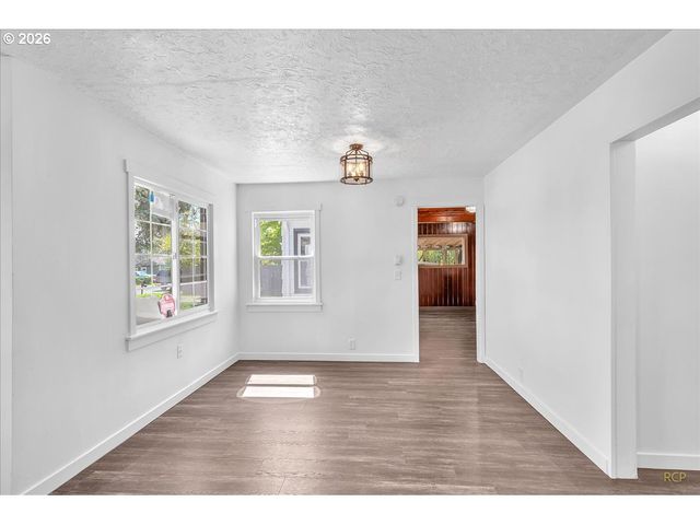 2707 Se 115TH Ave, Portland, OR 97266