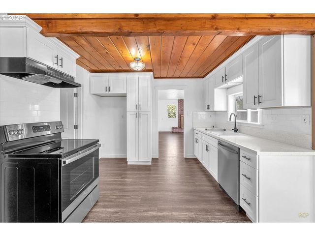 2707 Se 115TH Ave, Portland, OR 97266