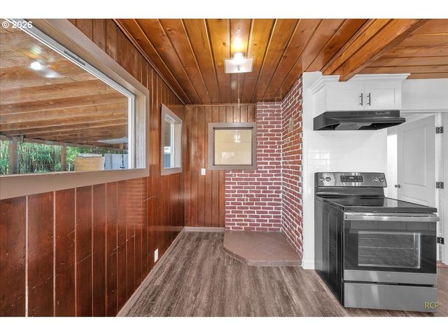 2707 Se 115TH Ave, Portland, OR 97266