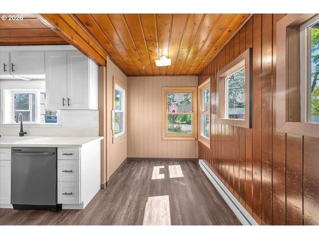 2707 Se 115TH Ave, Portland, OR 97266