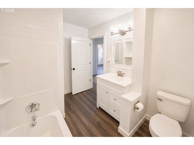 2707 Se 115TH Ave, Portland, OR 97266