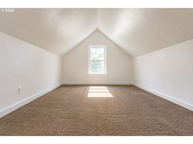 2707 Se 115TH Ave, Portland, OR 97266