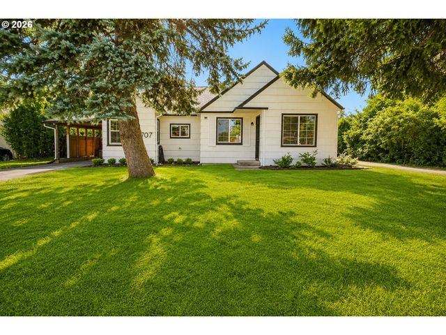 2707 Se 115TH Ave, Portland, OR 97266