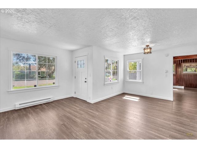 2707 Se 115TH Ave, Portland, OR 97266