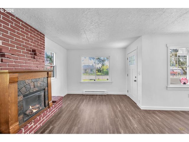 2707 Se 115TH Ave, Portland, OR 97266