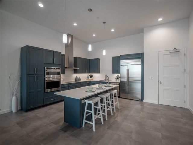 920 N OSCEOLA AVENUE 801, Clearwater, FL 33755