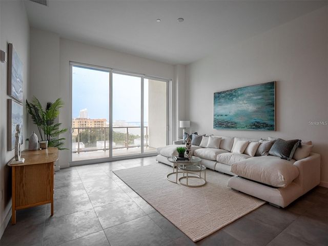 920 N OSCEOLA AVENUE 801, Clearwater, FL 33755