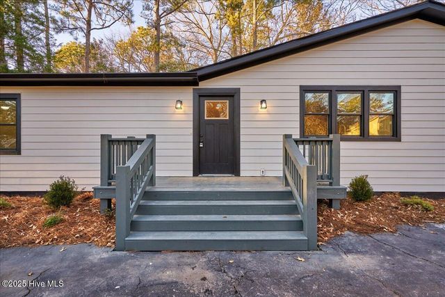 420 S Ashe Street, Southern Pines, NC 28387