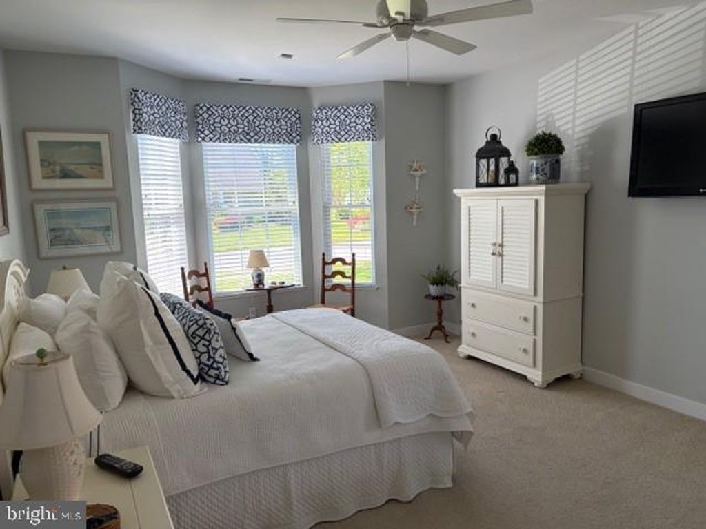 Image 10 of property listing at 28504 CLUBHOUSE DR, Easton, MD 21601