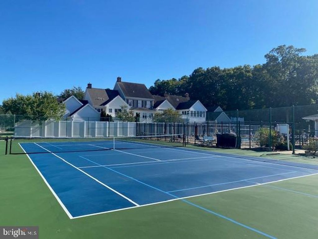 Image 15 of property listing at 28504 CLUBHOUSE DR, Easton, MD 21601