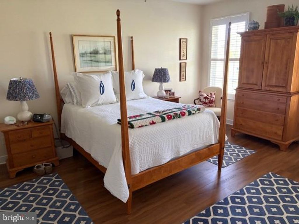 Image 8 of property listing at 28504 CLUBHOUSE DR, Easton, MD 21601