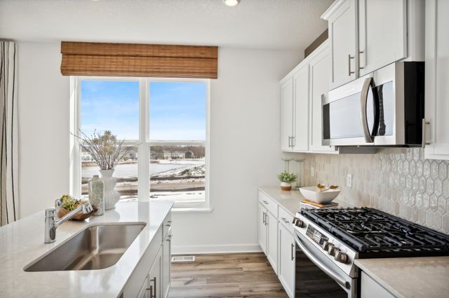 7335 184th Street W, Lakeville, MN 55044