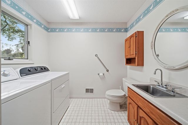 246 Village Lane, Concord, MI 49237