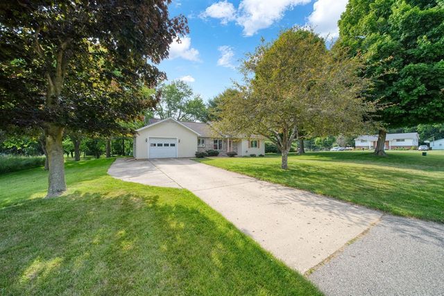 246 Village Lane, Concord, MI 49237