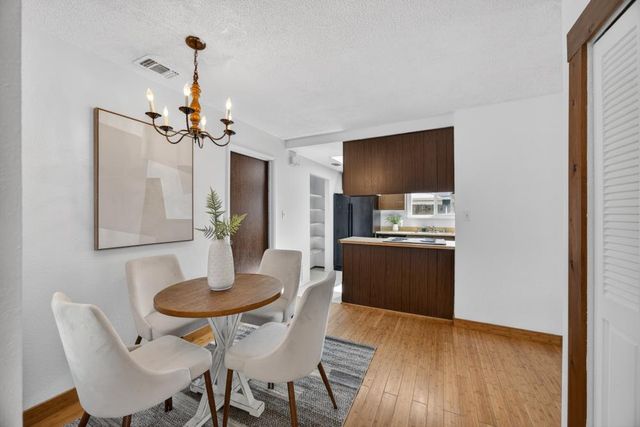 3720 Station St, Sacramento, CA 95827