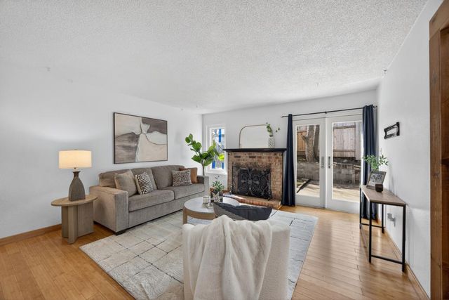 3720 Station St, Sacramento, CA 95827