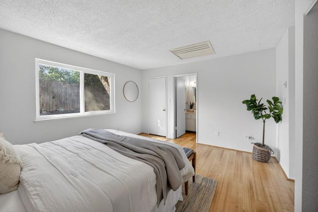 3720 Station St, Sacramento, CA 95827