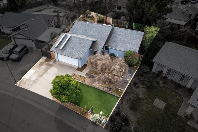 3720 Station St, Sacramento, CA 95827