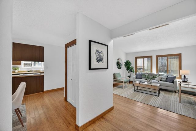 3720 Station St, Sacramento, CA 95827