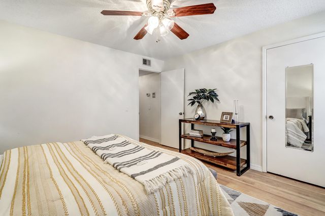 3825 Montgomery Boulevard NE APT 122, Albuquerque, NM 87109