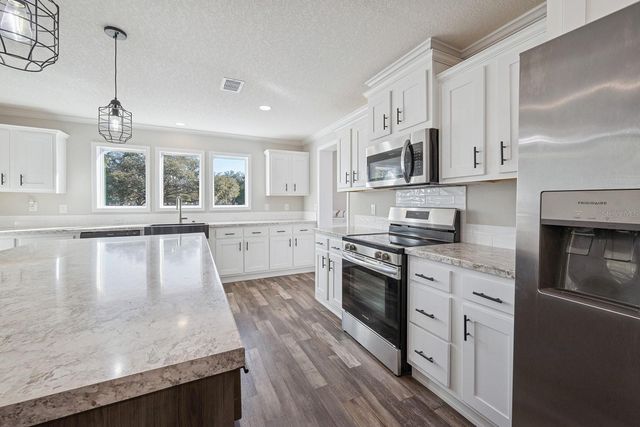 19750 SE 30TH STREET, Morriston, FL 32668