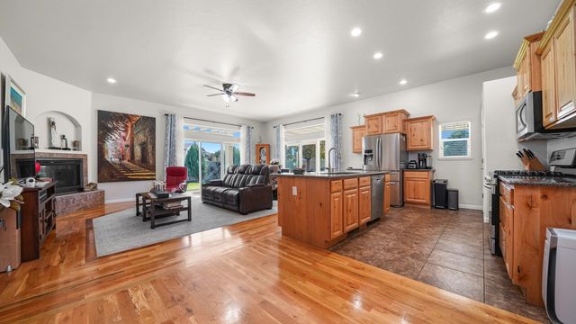 740 Egret Circle, Grand Junction, CO 81505