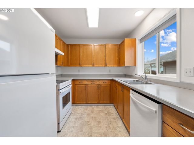 4875 Sw ASTER St, Corvallis, OR 97333