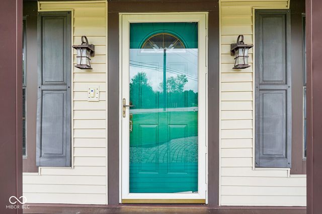 3007 Greensview Drive, Greenwood, IN 46143