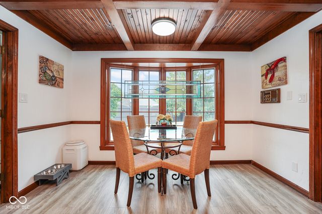 3007 Greensview Drive, Greenwood, IN 46143