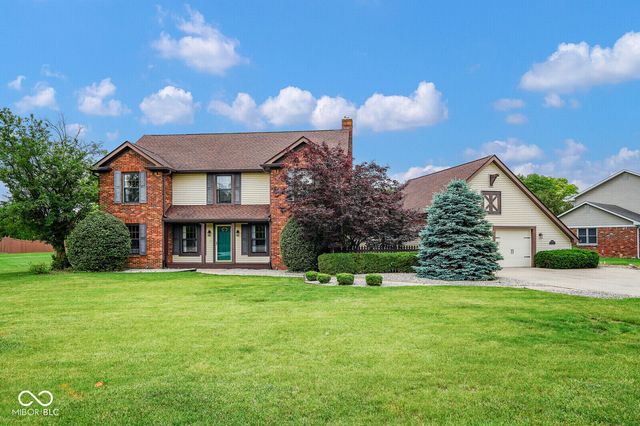 3007 Greensview Drive, Greenwood, IN 46143