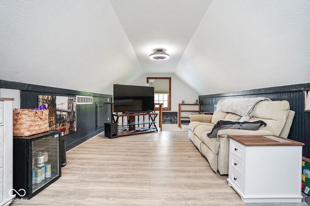3007 Greensview Drive, Greenwood, IN 46143