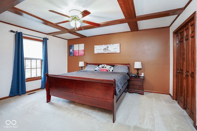 3007 Greensview Drive, Greenwood, IN 46143