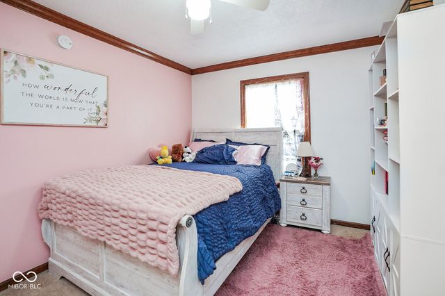 3007 Greensview Drive, Greenwood, IN 46143