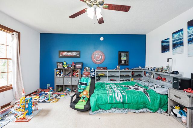 3007 Greensview Drive, Greenwood, IN 46143