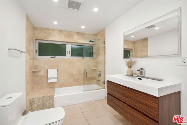 12041 Huston Street, Valley Village, CA 91607